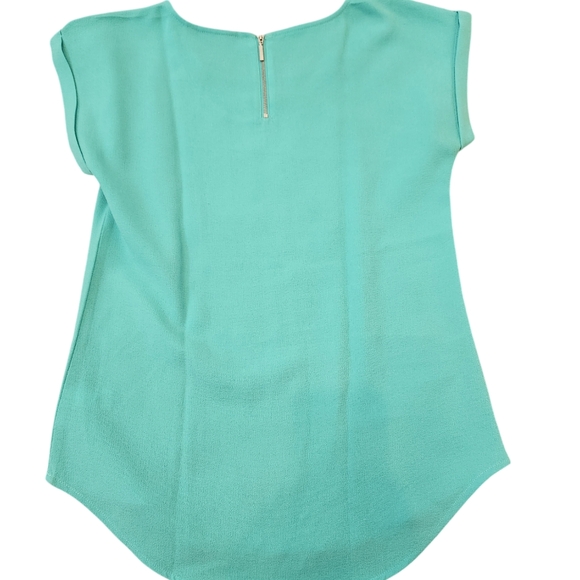 Express Blouse - Picture 2 of 4